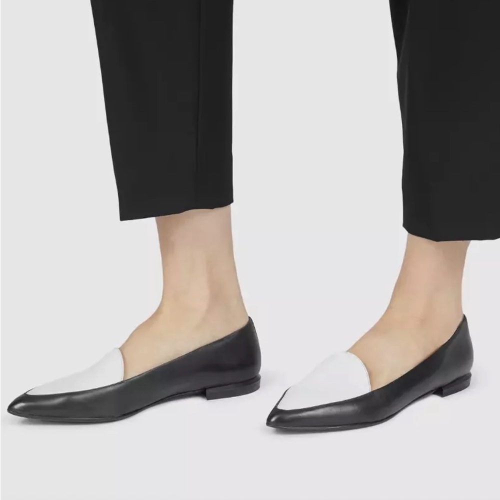 Everlane The Modern Point - Black and White